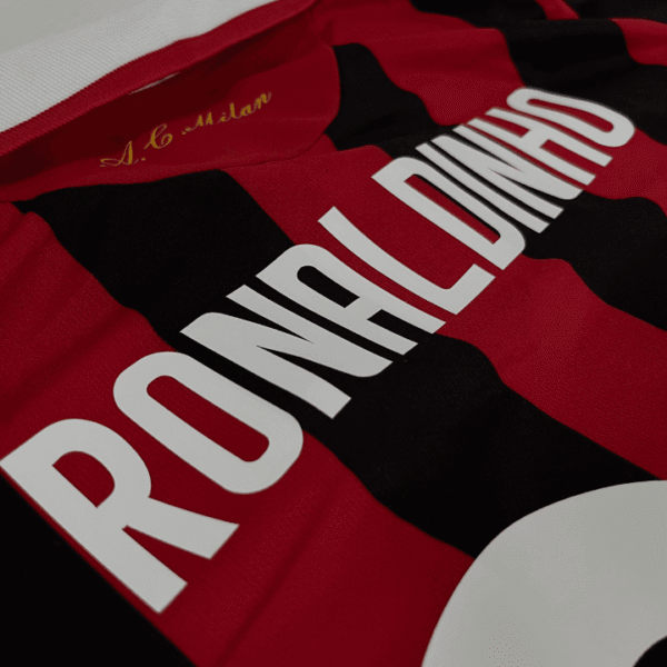 Camiseta Milan 08/09 titular - Ronaldinho #80 - Imagen 6