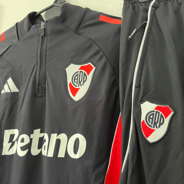 Conjunto Deportivo River Plate 25/26 - Imagen 3